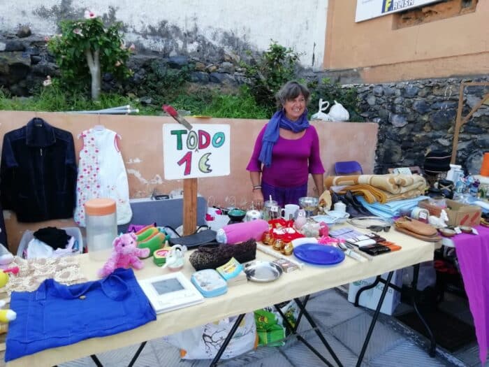 Bleší trhy v Mercado Municipal del Puerto de la Cruz na Tenerife