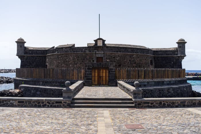 Castillo de San Juan Bautista (Castillo Negro) v Santa Cruz de Tenerife