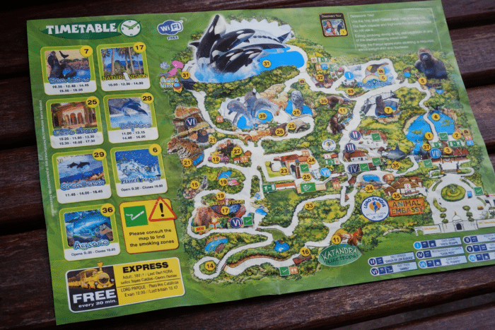 Mapa Loro Parku na Tenerife s časy vystoupení